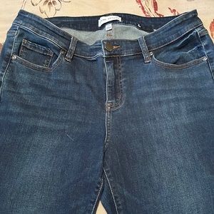Lane Bryant Jeans, signature fit, Mid-rise bootcut 14S (barely worn)